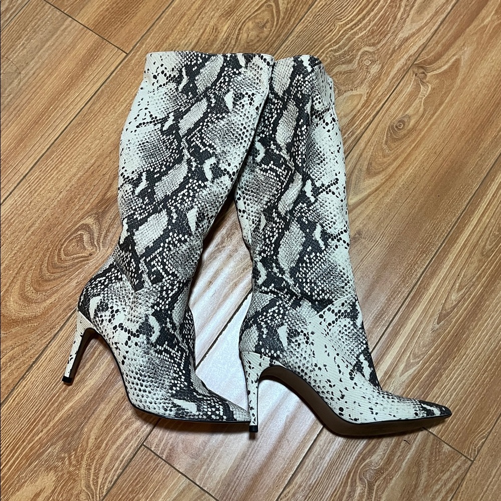 Steve madden kinga snake skin boots